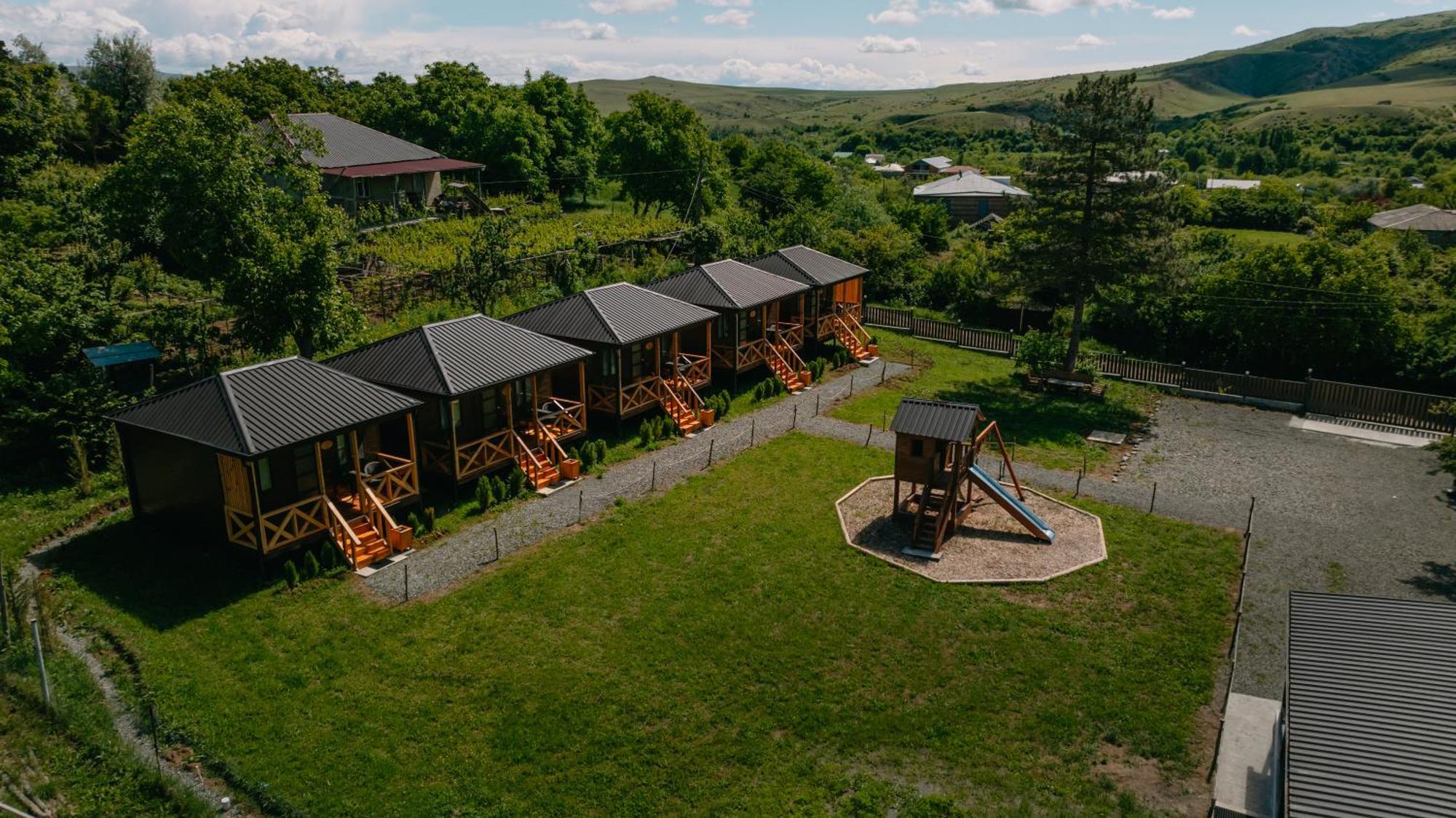 Chateau Ateni Cottages Gori Exterior foto